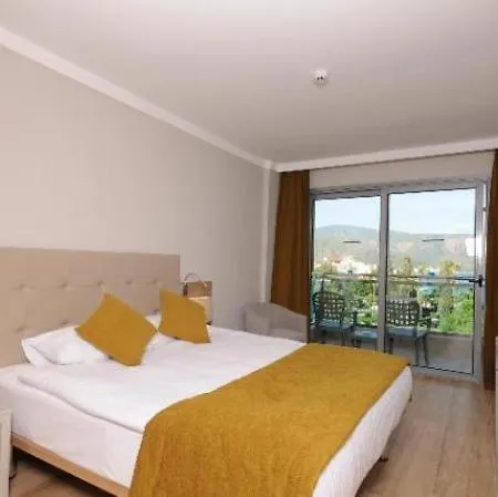 Sunrise 4* Μαρμαρίς